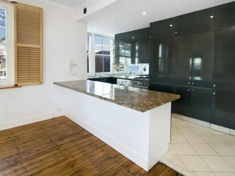 202/25 South Steyne