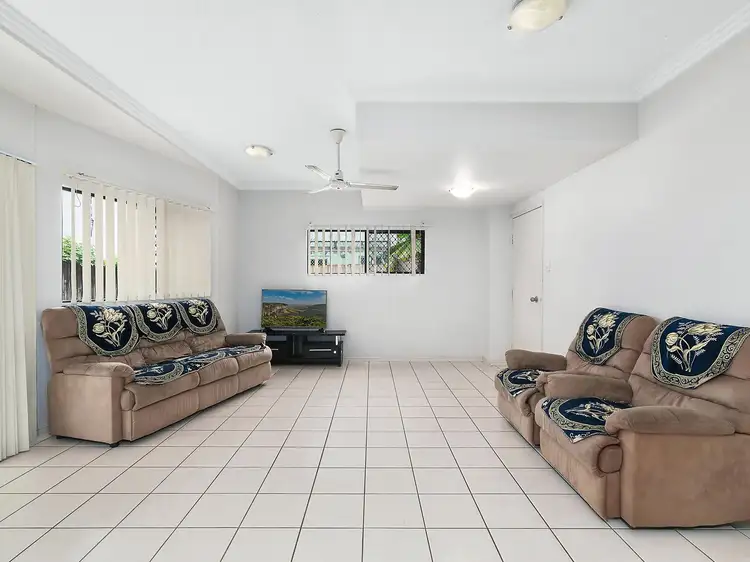 Main view of Homely unit listing, 2/163 Martyn Street, Manunda QLD 4870