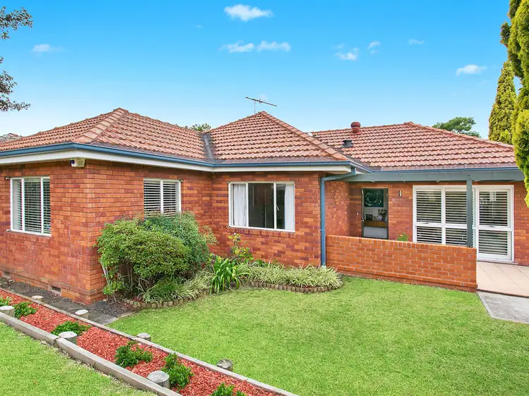 8 Coronation Avenue, Eastwood NSW 2122