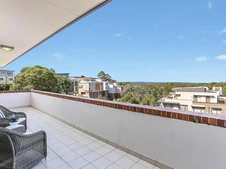 Fourth view of Homely apartment listing, 402/657 Pacific Highway, Killara NSW 2071