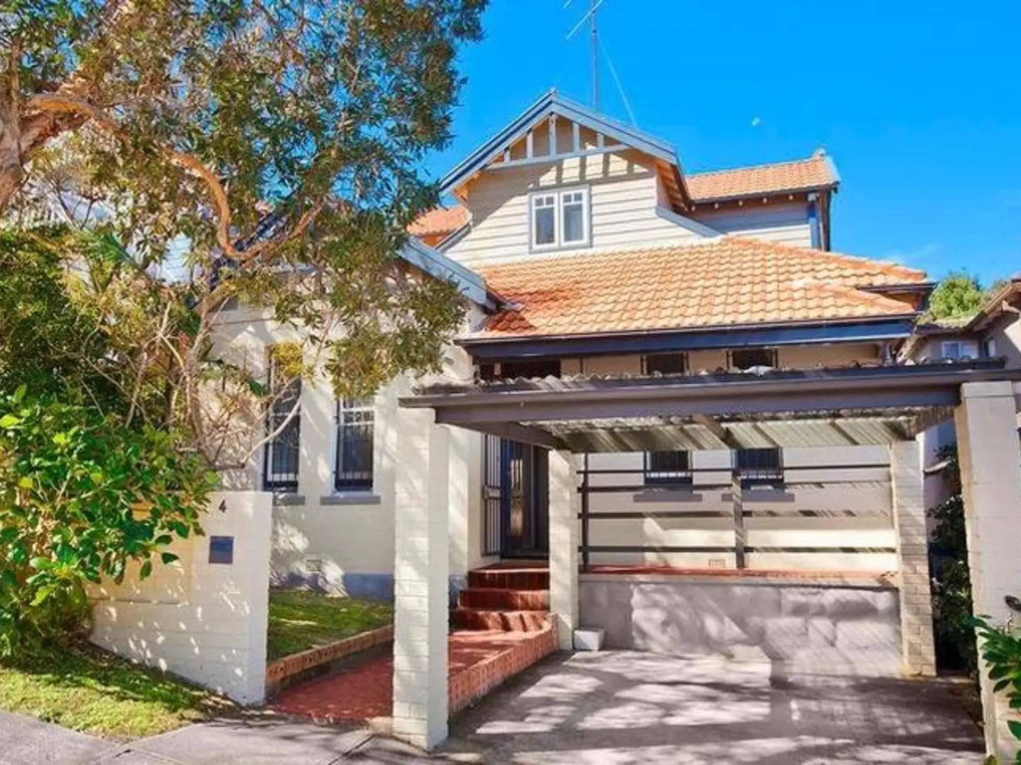 Main view of Homely house listing, 4 Dickson Street, Bronte NSW 2024