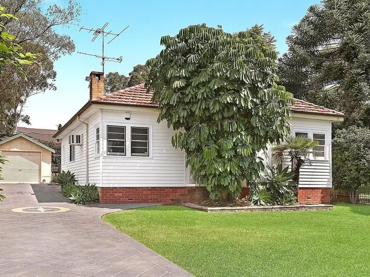 34 Marcia Street, Toongabbie NSW 2146