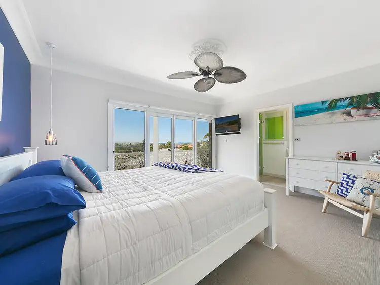 Fifth view of Homely house listing, 2 Scenic Drive, Caves Beach NSW 2281