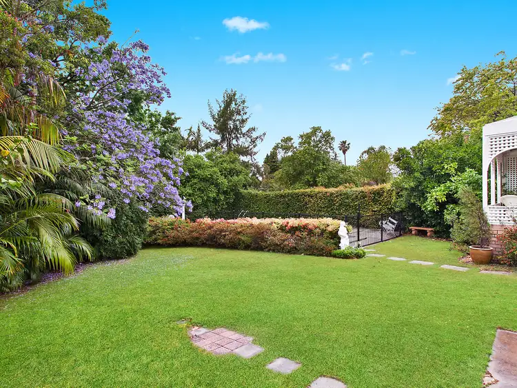 101 Collins Road, St Ives NSW 2075