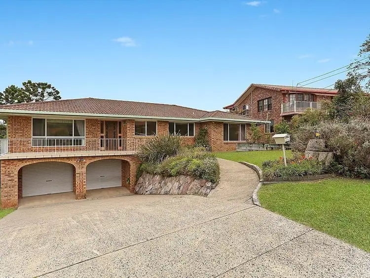 33 Perry Drive, Coffs Harbour NSW 2450