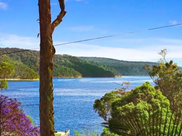 9 Wandeen Road, Clareville NSW 2107