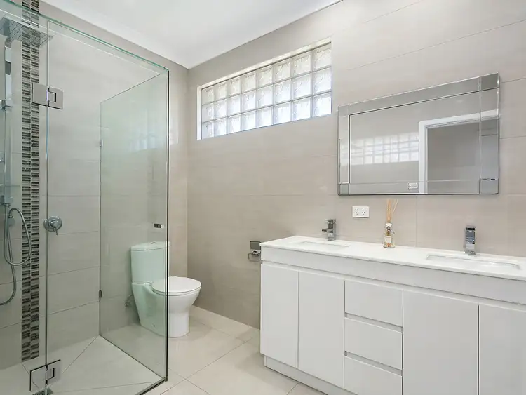 Fifth view of Homely house listing, 6 Torquay Avenue, Chadstone VIC 3148