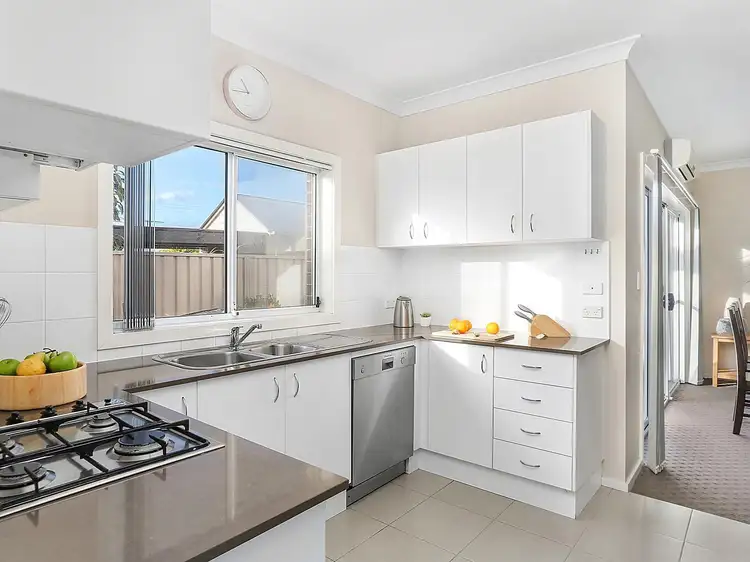 Fourth view of Homely townhouse listing, 7/6 The Avenue, Bellambi NSW 2518
