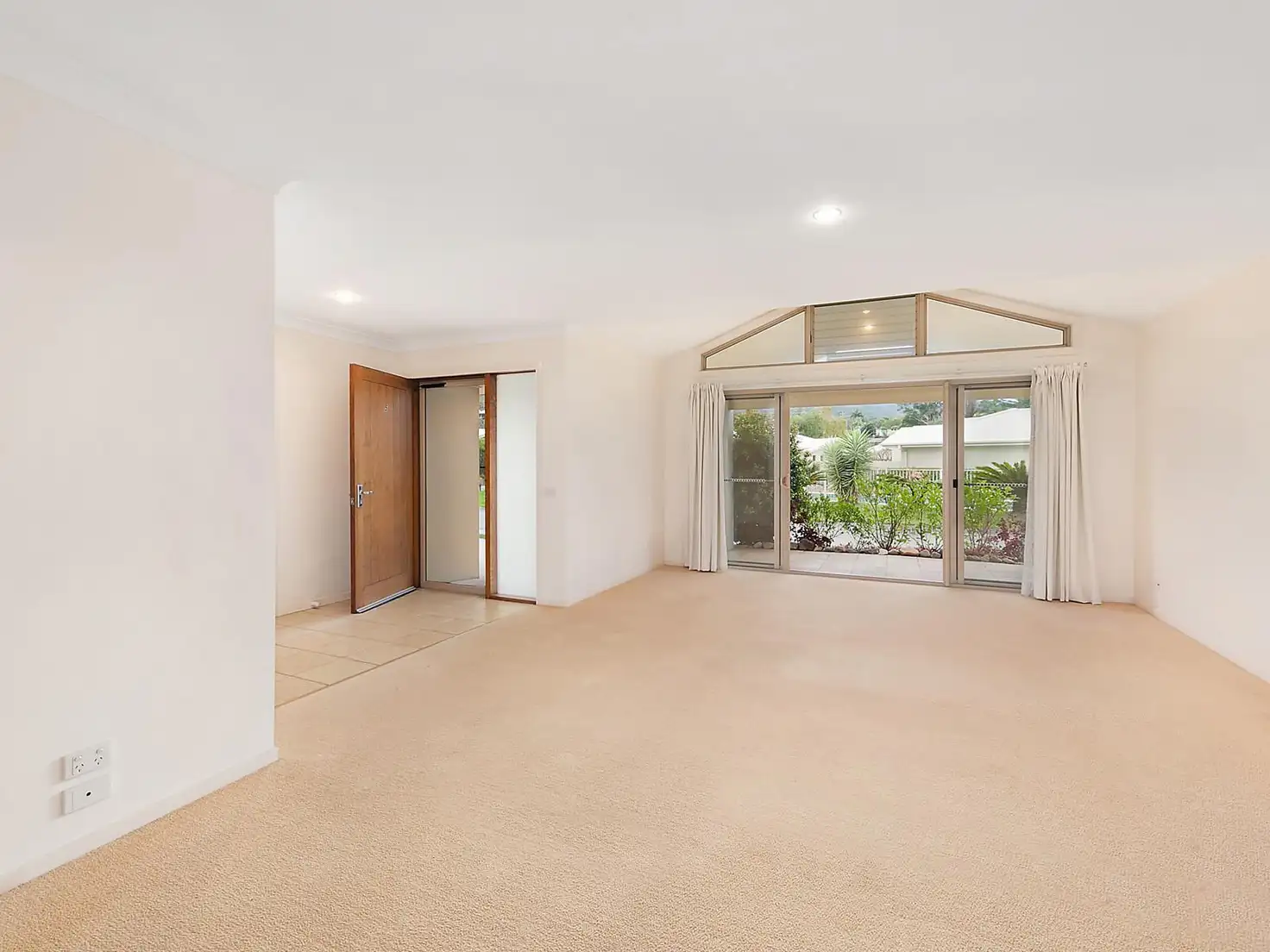 Main view of Homely villa listing, 5/86 Gundagai Street, Coffs Harbour NSW 2450