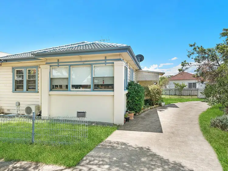 Main view of Homely house listing, 52 Nevill Street, Mayfield NSW 2304