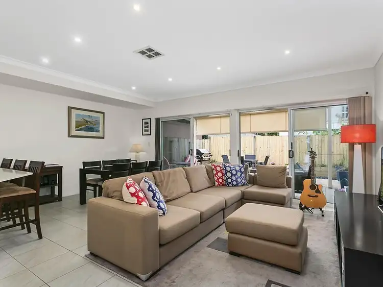 Main view of Homely townhouse listing, 1/51 Oxford Street, Hamilton QLD 4007