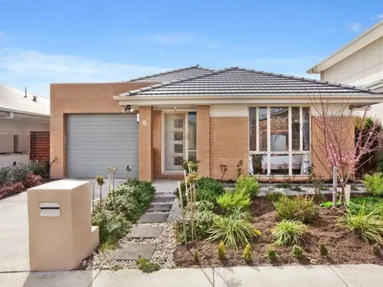6 Cleggett Street, Forde ACT 2914