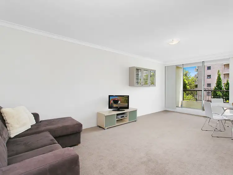 2F/8 Sutherland Road, Chatswood NSW 2067