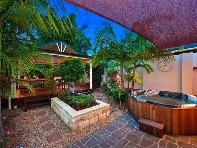 1/10 Satinash Terrace, Banora Point NSW 2486