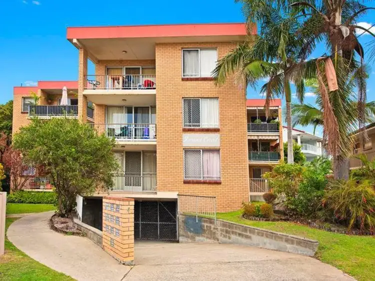 7/8 Nyrang Avenue, Palm Beach QLD 4221