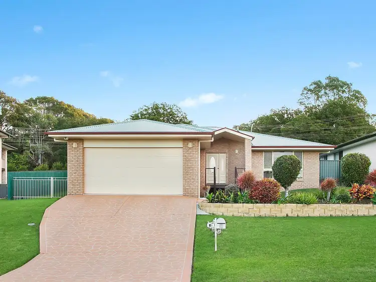 16 Buncrana Terrace, Banora Point NSW 2486