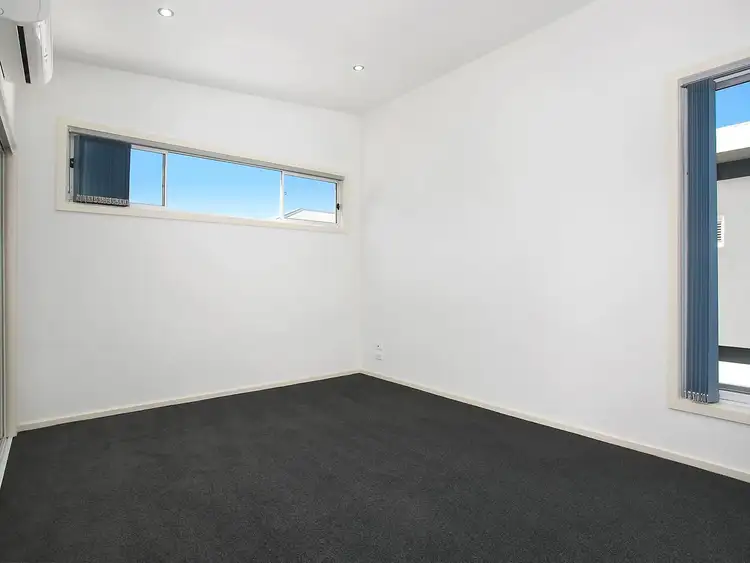Fifth view of Homely townhouse listing, 4/98 Blackshaws Road, South Kingsville VIC 3015