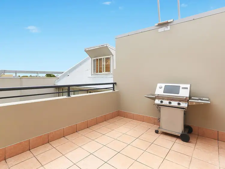 Main view of Homely apartment listing, 8/9 Alexander Street, Crows Nest NSW 2065