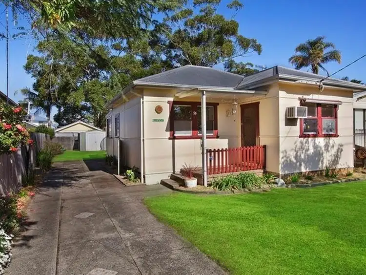 74 Karingi Street, Ettalong Beach NSW 2257