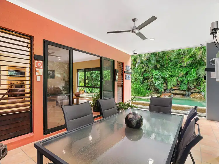 74 Barnes Street, Earlville QLD 4870