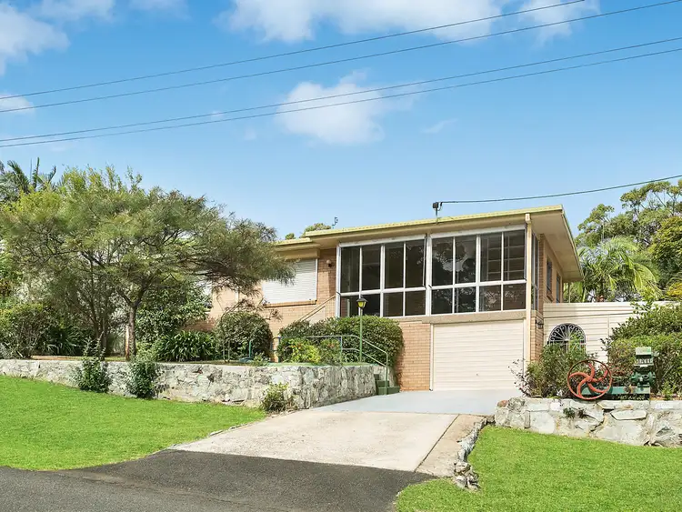 51 Hillcrest Avenue, Nambour QLD 4560