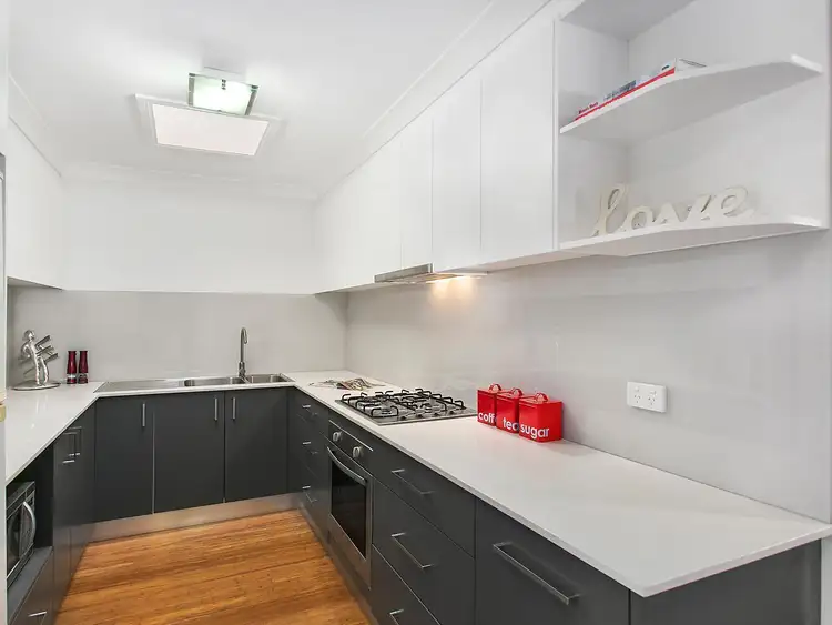 Second view of Homely villa listing, 5/74 Cawley Street, Bellambi NSW 2518