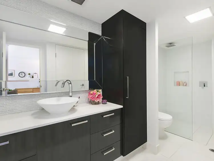 Sixth view of Homely apartment listing, 22/45 Deakin Street, Kangaroo Point QLD 4169
