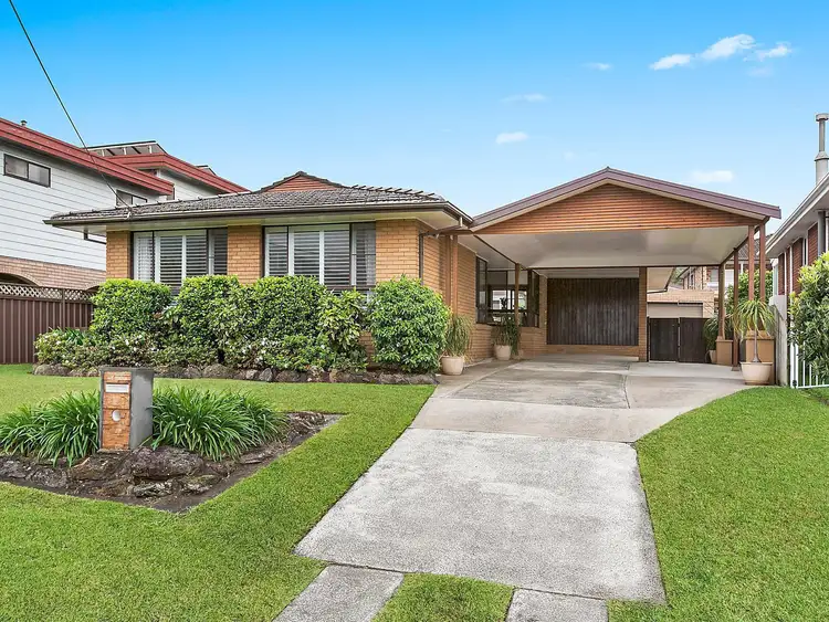 Second view of Homely house listing, 18 Duncan Street, Balgownie NSW 2519