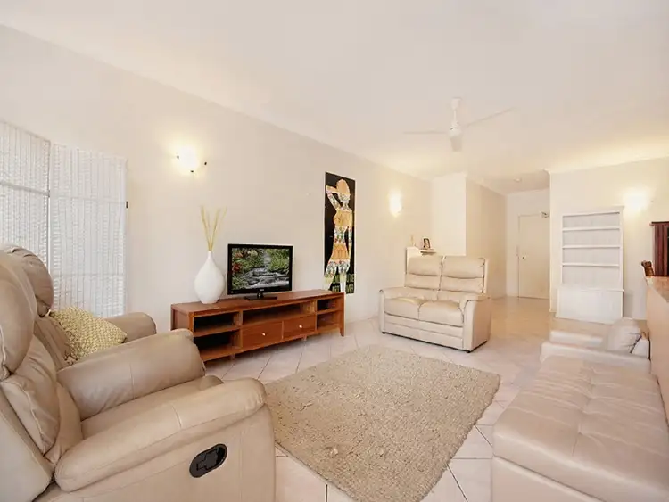 1119/2 Greenslopes Street, Cairns North QLD 4870