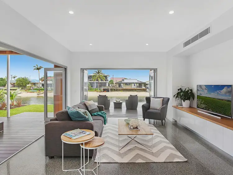 Fifth view of Homely villa listing, 1/22 Marlin Court, Palm Beach QLD 4221