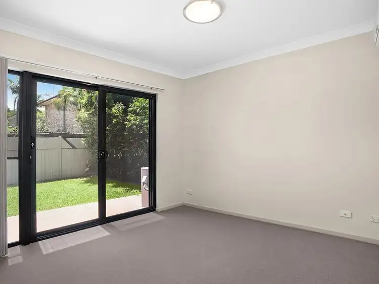 Fourth view of Homely apartment listing, 2/92 Nudgee Road, Hamilton QLD 4007