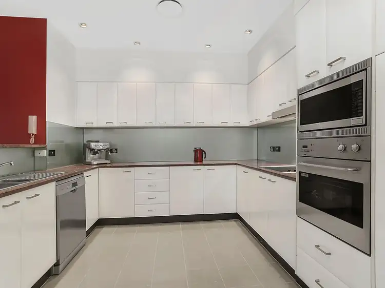 Fourth view of Homely apartment listing, 321 Main Street, Kangaroo Point QLD 4169