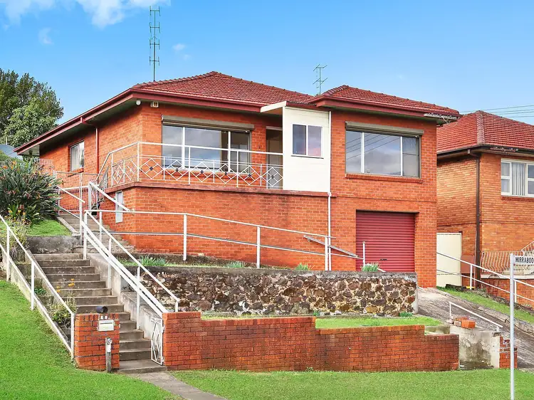 23 Mirrabooka Road, Lake Heights NSW 2502
