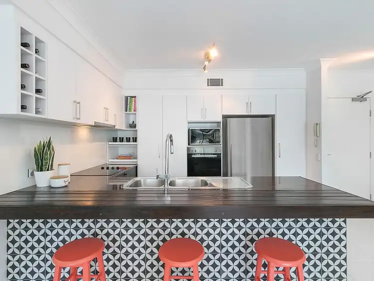 22/45 Deakin Street, Kangaroo Point QLD 4169