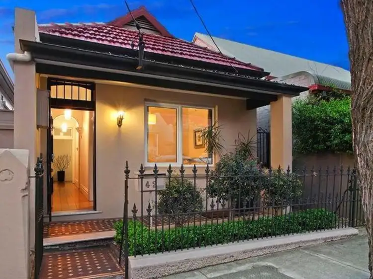 42 Westbourne Street, Stanmore NSW 2048