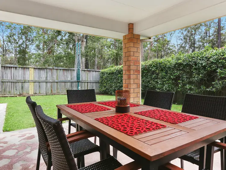 8 Piper Place, Springfield Lakes QLD 4300