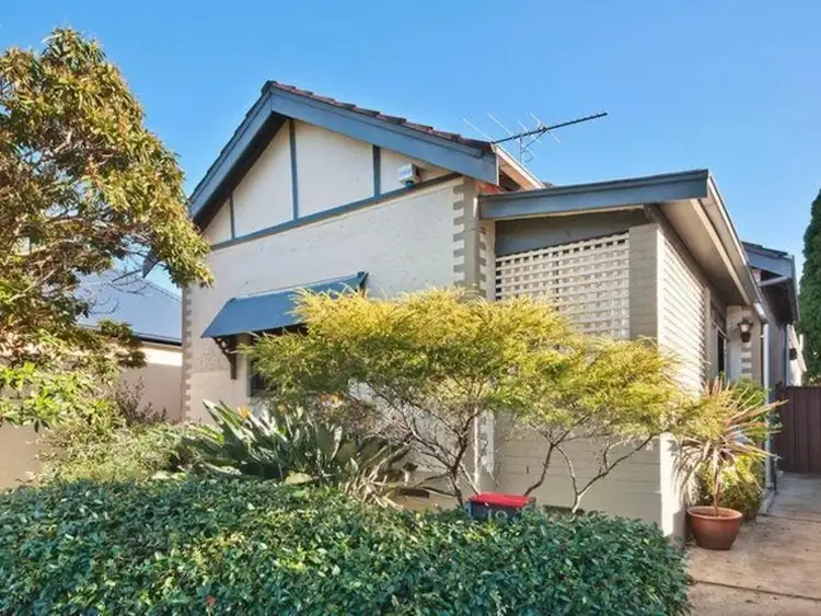 12 Dunstaffenage Street, Hurlstone Park NSW 2193