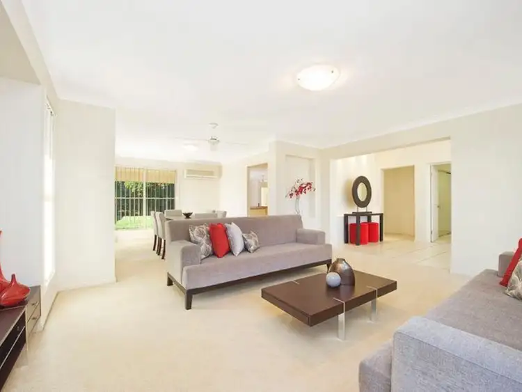 6 Cordata Court, Robina QLD 4226
