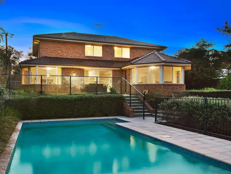 201 Warrimoo Avenue, St Ives NSW 2075