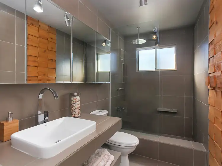 Fifth view of Homely house listing, 1/142 Smith Street, Southport QLD 4215