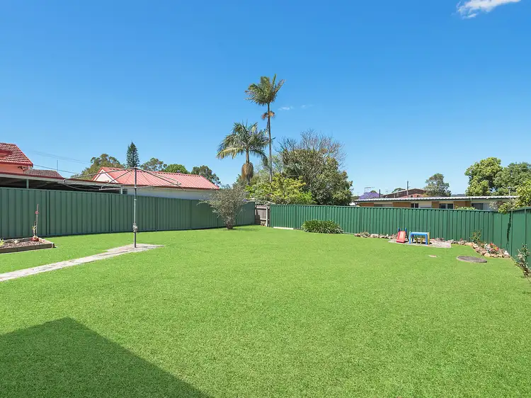 4 Fox Crescent, Wauchope NSW 2446