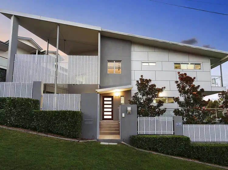 Main view of Homely townhouse listing, 1/10 Carntyne Street, Morningside QLD 4170