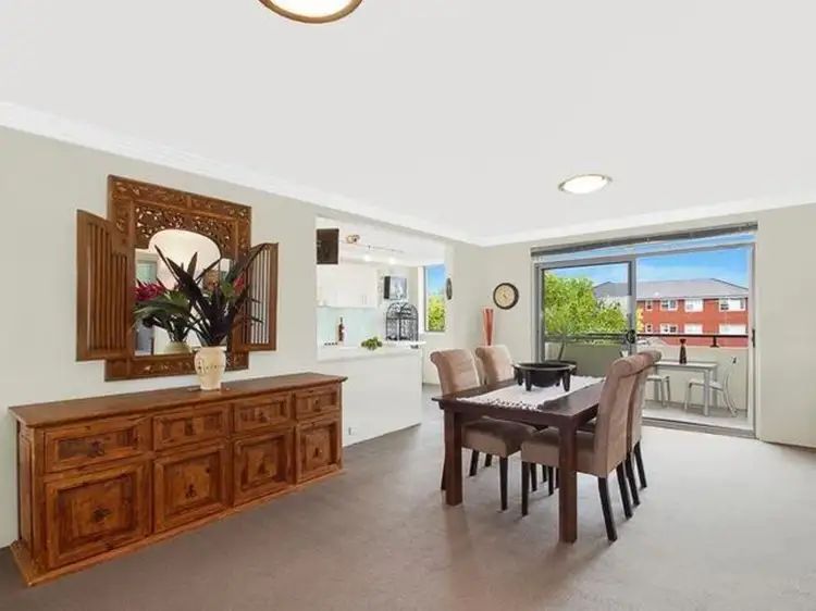 Third view of Homely apartment listing, 15/8 Holkham Avenue, Randwick NSW 2031