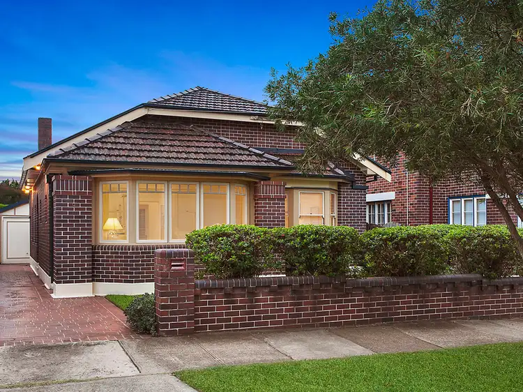 9 Henry Lawson Avenue, Abbotsford NSW 2046