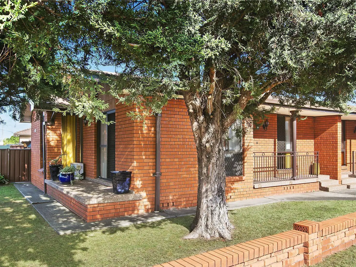 Main view of Homely villa listing, 1/14 Shellharbour Road, Lake Illawarra NSW 2528