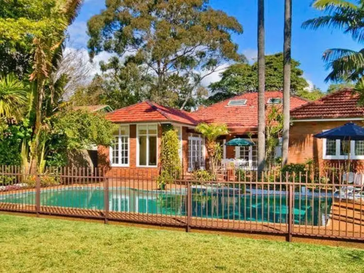5 Clermiston Avenue, Roseville NSW 2069