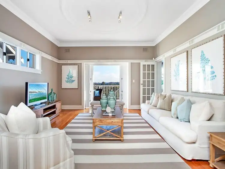 12 Bapaume Road