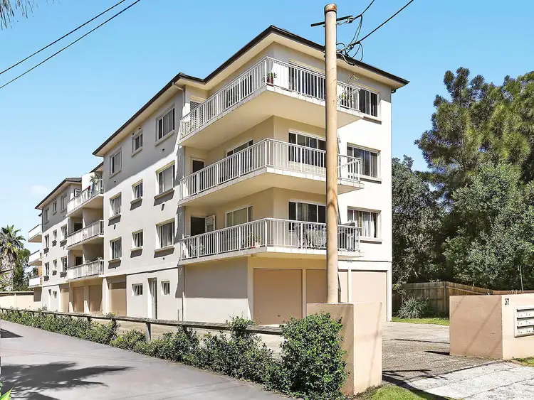 Second view of Homely apartment listing, 3/37 Seabeach Avenue, Mona Vale NSW 2103