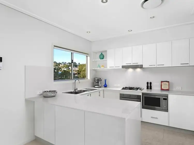 Second view of Homely apartment listing, 3/168 Riding Road, Balmoral QLD 4171