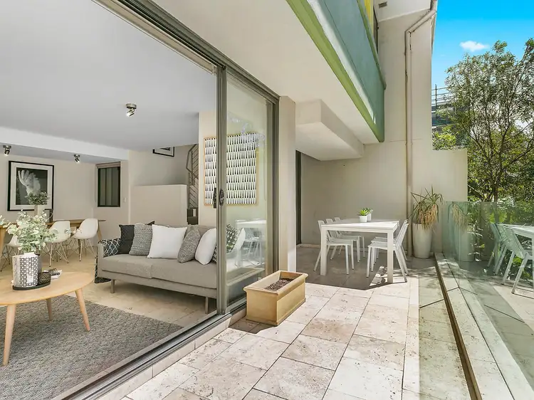 Main view of Homely apartment listing, 3/186 Cope Street, Waterloo NSW 2017